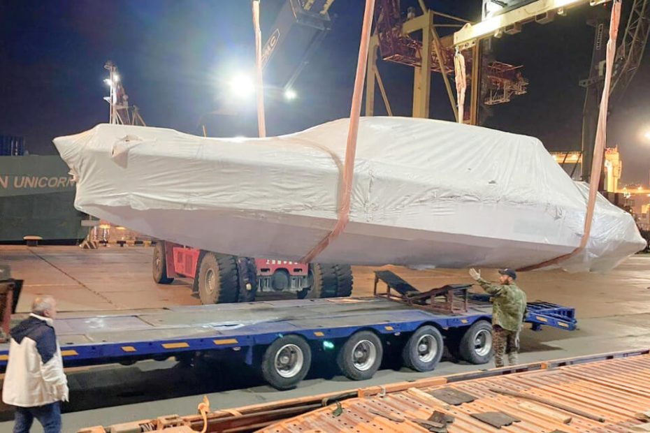 Доставка спортивной лодки из Стамбула в Москву 2 Доставка катера