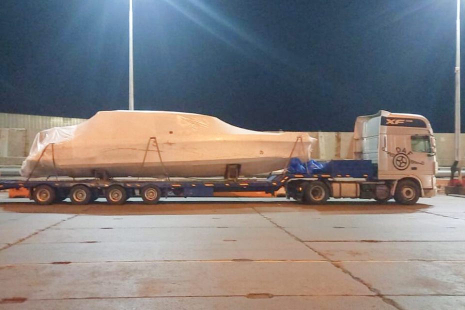 Доставка спортивной лодки из Стамбула в Москву 7 Доставка катера